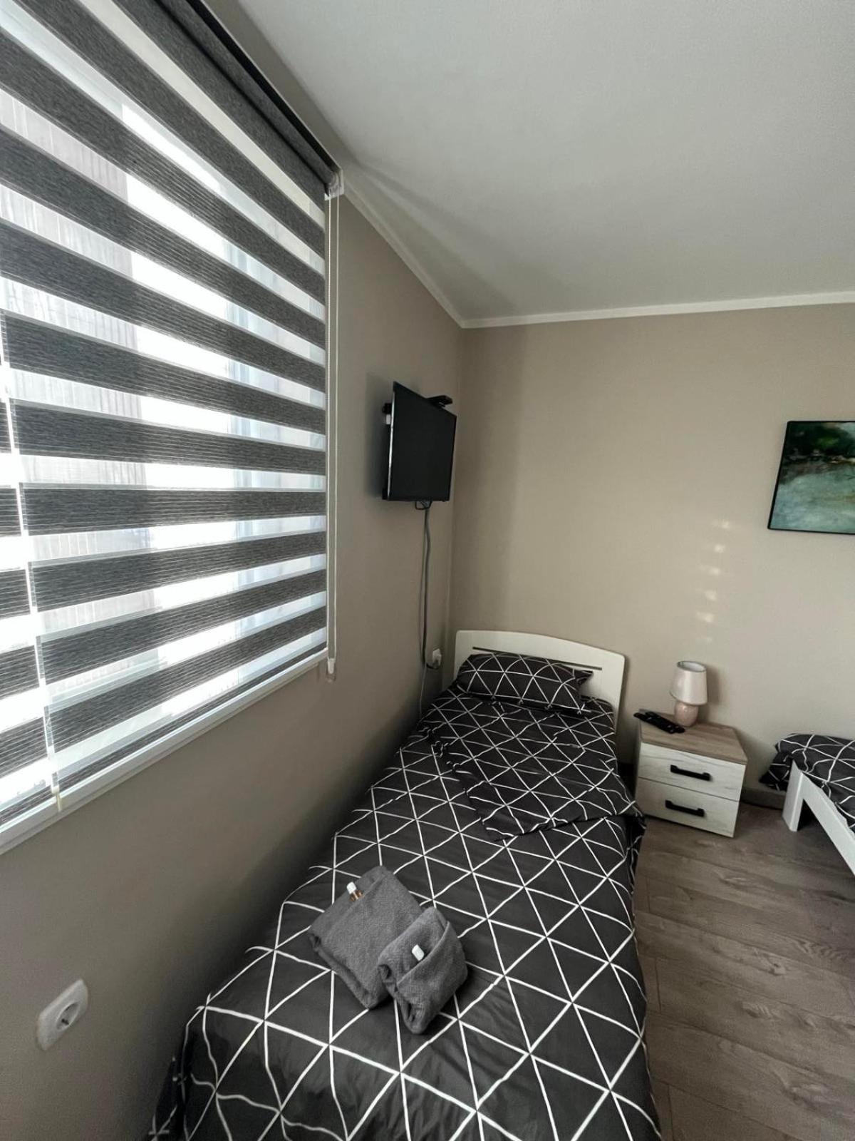 Apartman Petrov Donji Milanovac Exterior photo
